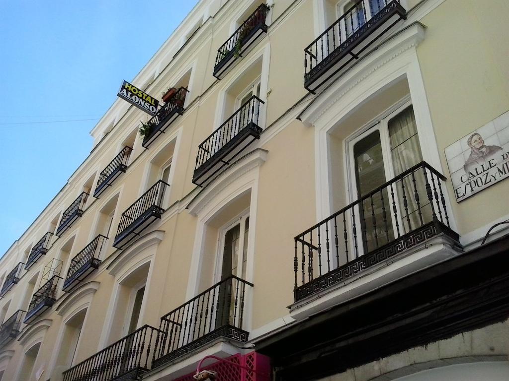 马德里 阿隆索旅馆酒店 外观 照片